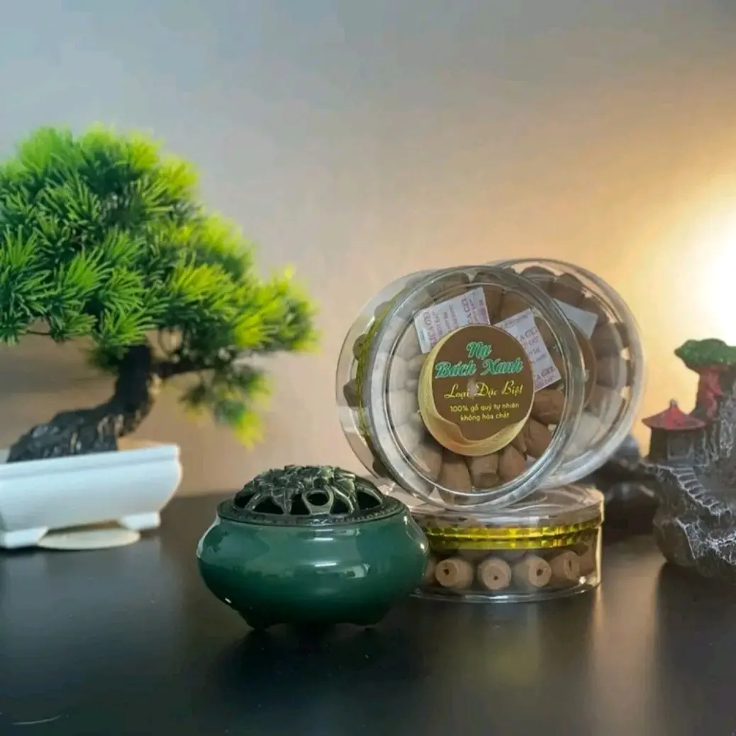 Nhang nụ bách xanh mang lại nhiều lợi ích cho sức khỏe,tinh thần và phong thủy(mùi thơm mang lại cảm giác thư thái)
