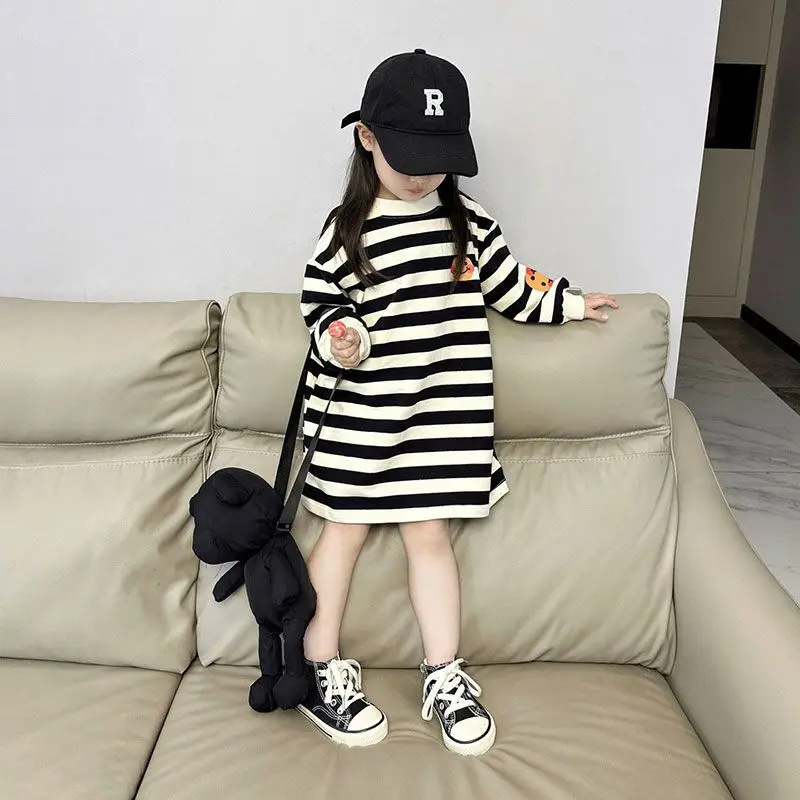 Váy Bé Gái, Phong Cách Phương Tây, Váy Len Dài Trung Bình Thiết Kế Mặt Cười Cho Trẻ Em, Váy Dài Tay Thường Ngày Kẻ Sọc, Hợp Xu hướng, Thích Hợp Cho Bé Gái 2