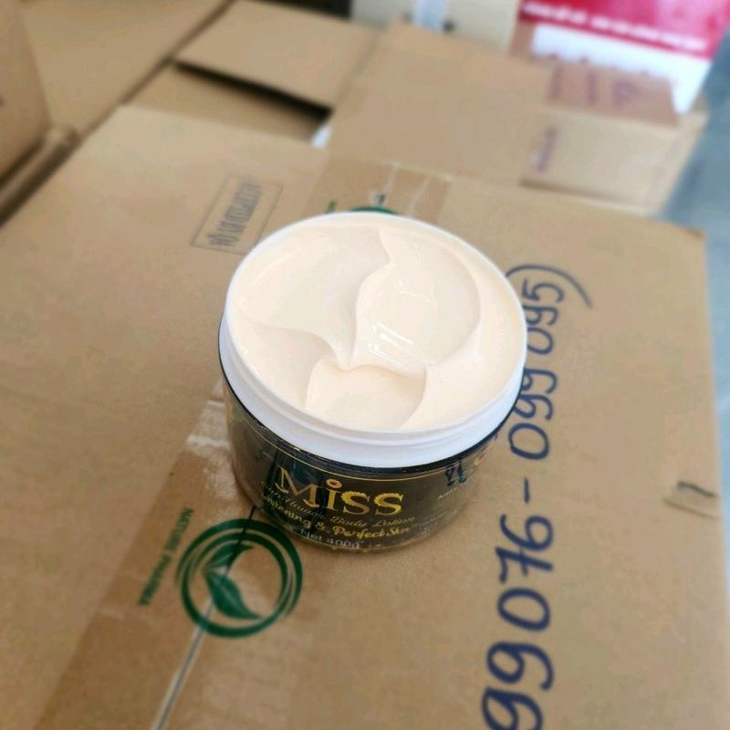 kem body miss Campuchia 400g chất kem hồng Dưỡng Da Body Women Nữ Dưỡng Body qnic