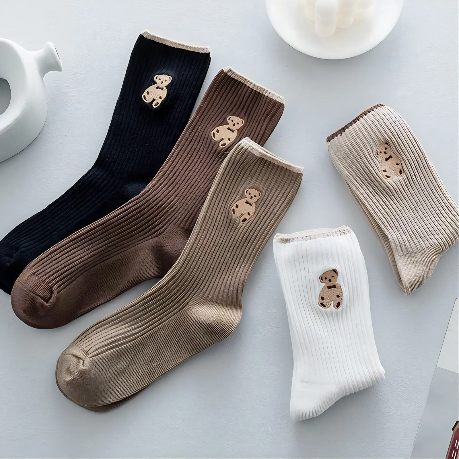 [Set 10 Đôi] Tất Vớ dệt kim cổ cao thêu gấu Phong Cách Vintage Hàn Quốc Nữ Cotton Women (TẤT GẤU NÂU)