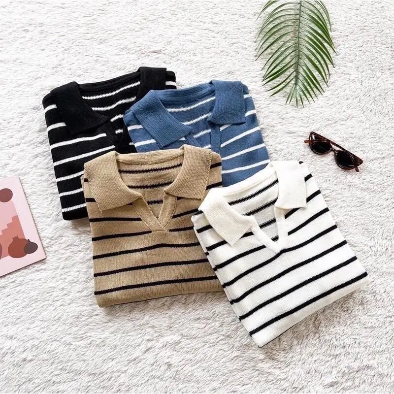Atasan Wanita import stripe Rajut Premium Kekinia 2023 fit panjang Knitwear Strip Putih Cream 1