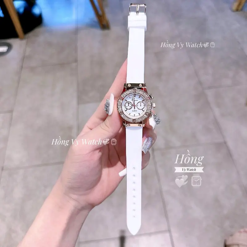 A8_Đồng Hồ Nữ Dây Cao Su Mềm _size28_Trắng 1