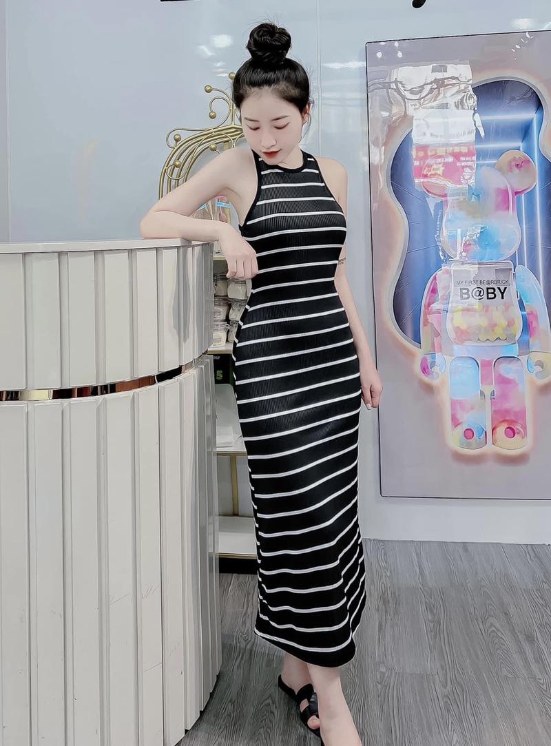 Product Introduction of Đầm body  sát nách  sọc kẻ xinh xắn Nữ Dress Thun 10