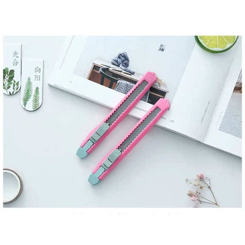 Dao rọc giấy nhỏ mini (Giao màu ngẫu nhiên) 2