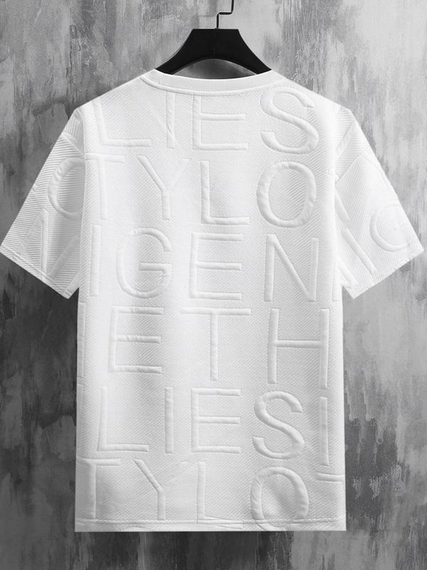 Men's Regular Fit Letter Embossed Round Neck Tee, Graphic Tees Y2K, Casual Shortsleeve Crewneck T-shirt for Summer, Comfy Men's Streetwear Top for Daily Wear, Menswear 1