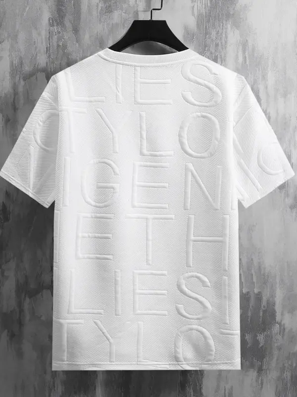 Men's Regular Fit Letter Embossed Round Neck Tee, Graphic Tees Y2K, Casual Shortsleeve Crewneck T-shirt for Summer, Comfy Men's Streetwear Top for Daily Wear, Menswear 1