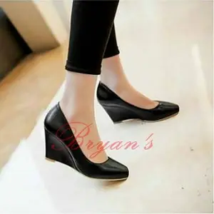 WEDGES KULIT SINTETIS KERJA PKL KANTOR Shoes Heels
