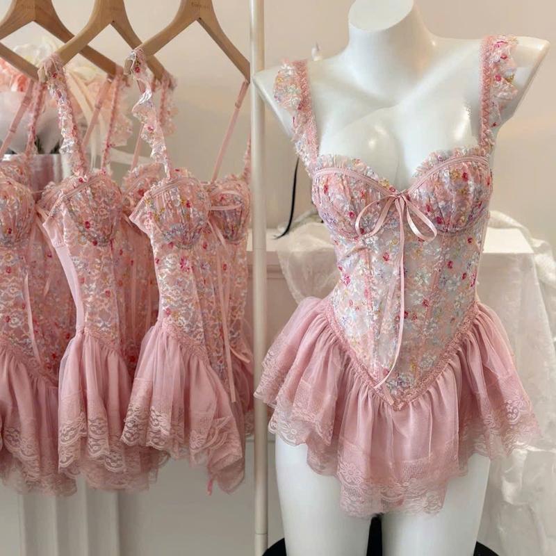 V40 Váy Ngủ Nữ Thiết Kế Hoa Ren Mềm Mại Có Đệm Dáng Ngắn Hở V3 Kèm Quần Chip Phương Linh Underwear