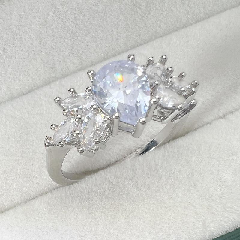 Product Introduction of Temperament Trend High-Grade Horse Eye Snowflake Ring Fashion Personality Brocade Bunch Pear-Shaped Ring Ring 10