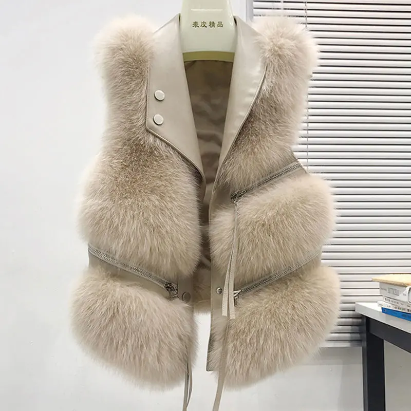 Áo Vest Lông, Áo Khoác Ngắn Nữ, Dáng Ôm, Thời Trang, Thích Hợp Cho Mùa Đông, Dễ Phối Đồ, Thiết Kế Trẻ Trung, Được Làm Bằng Lông Cáo Giả, Phong Cách Thêu, Hoàn Hảo Cho Mùa Đông, 2023