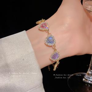 Kalung Loket Jantung, Gaya Perancis, Bertahtakan Berlian, Berwarna-warni, Mewah Mampu Milik, Rantai Klavikula Mewah, Kalung Gaya Istana Retro Manis, Untuk Wanita