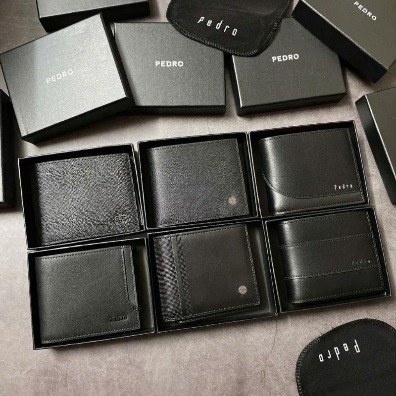 Pedro Ví Nam Da Pedro Xuất Dư Fullbox Size 11.5x9cm Chất Liệu Da Sang Trọng & Đầy Đủ Hộp Túi Giấy Làm Quà Tặng Rất Đẹp