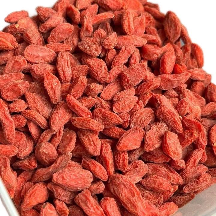  1kg kỉ tử mộc Ninh Hạ sz Đại sấy khô mộc . Không nhuộm màu tẩm hoá chất màu đỏ thẫm tự nhiên 
