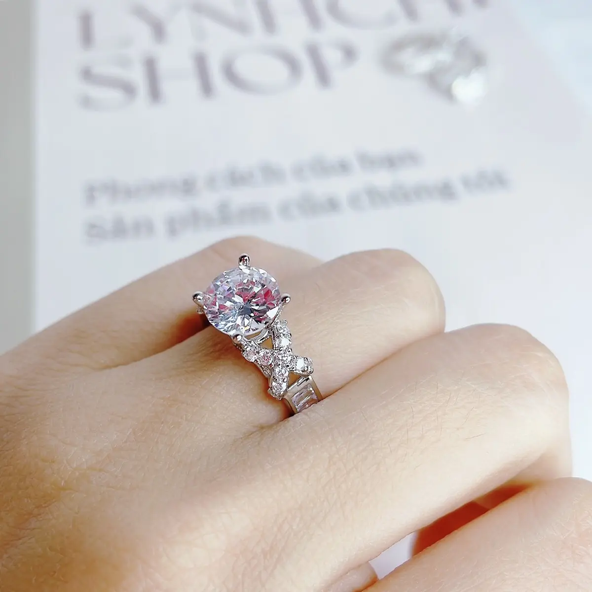 Nhẫn đá ti.tan chữ x cao cấp