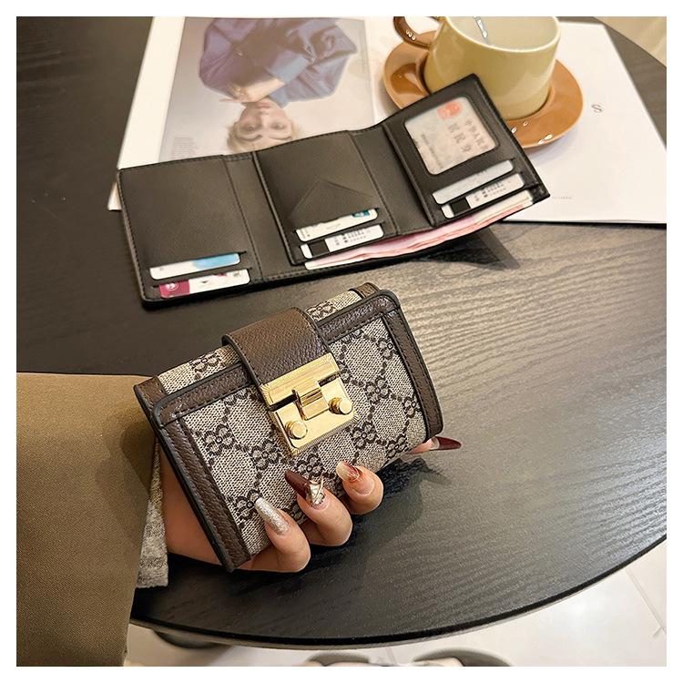 Product Introduction of Ladies' Short, High Appearance, Multi Slot, Three Fold Buckle, Hand-held Long Wallet 16
