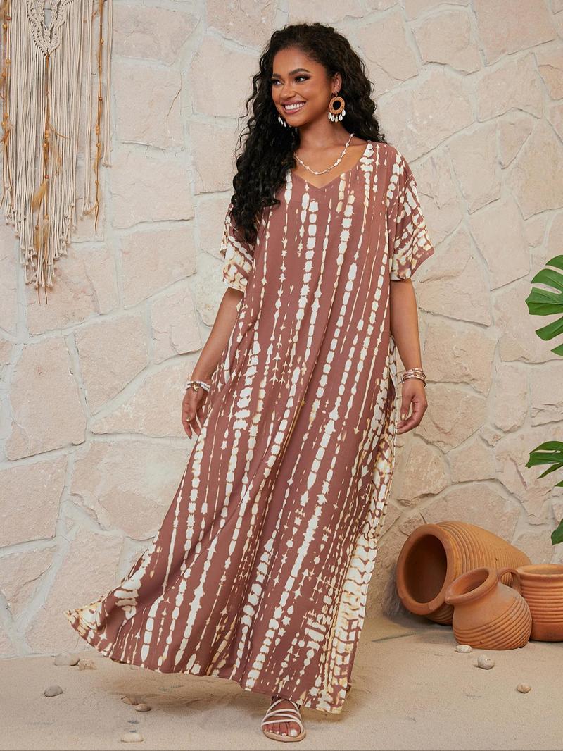 Product Introduction of Plus Size All Over Print Batwing Sleeve Split Hem V Neck Dress, Casual Half Sleeve Long Dress for Summer Beach Vacation Holiday, Women's Plus Size Clothing 9