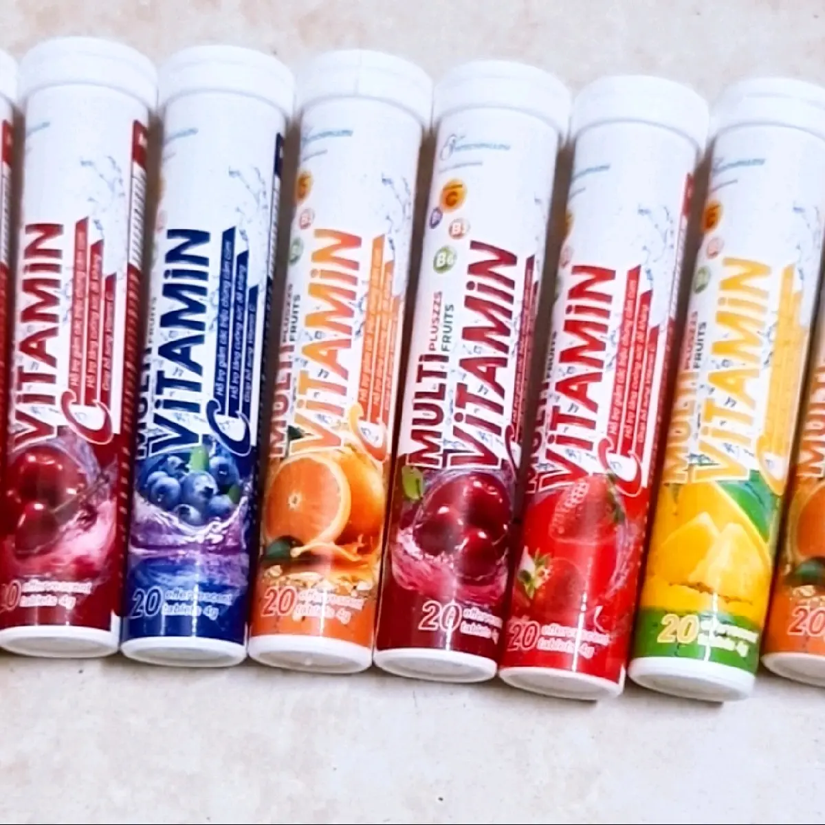 Combo 10 tuýp C . Giúp bổ sung vitamin C , vitamin các nhóm B giúp hỗ trợ nâng cao sức đề kháng ,thanh nhiệt ,giải khát. combo  viên sủi