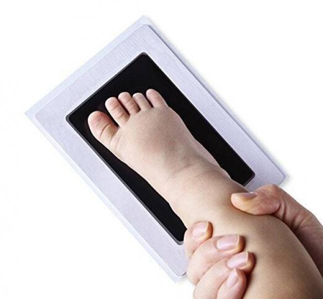 Product Introduction of Baby DIY hand and footprint kit ink pad newborn handprint souvenir accessories toddlers photo frame wash free safe ink baby gift 17