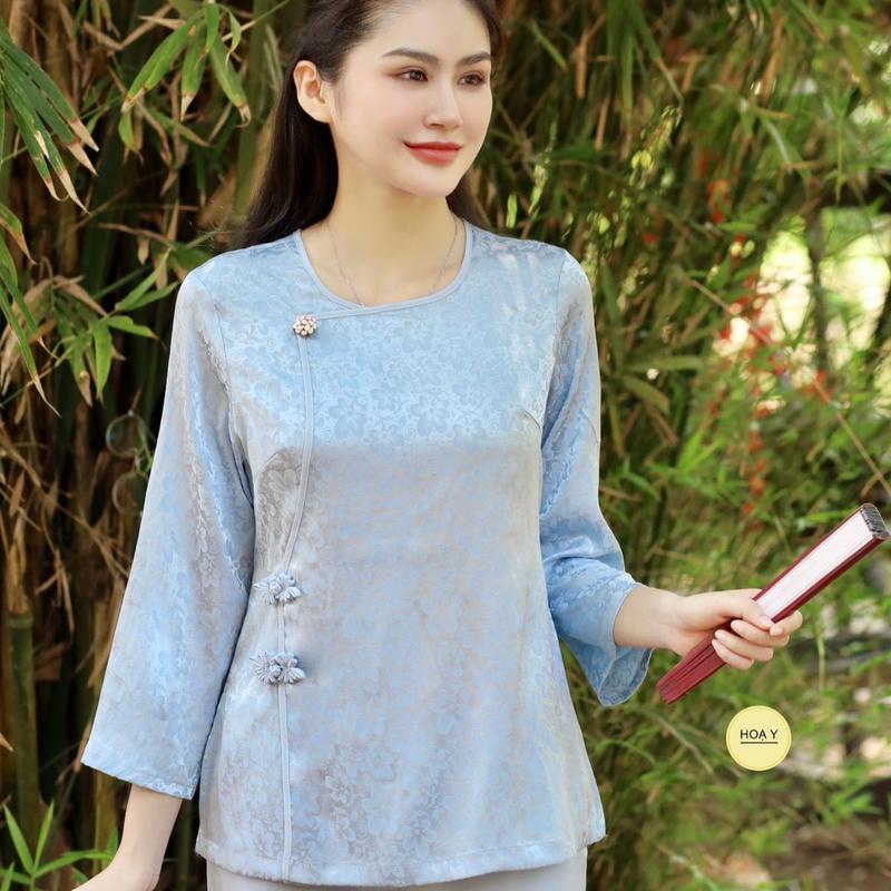 DL135 LỤA HOA MÀU XANH (Họa Y Pháp Phục) Top Quần Áo Thời Trang Cho Phật Tử Nữ size S M L XL XXL Đồ Lam Đi Chùa, trang phục truyền thống thường mặc, chất lụa gấm vân hoa Women áo bà ba hoa nhí Voan Sơ Mi Shirt trung niên