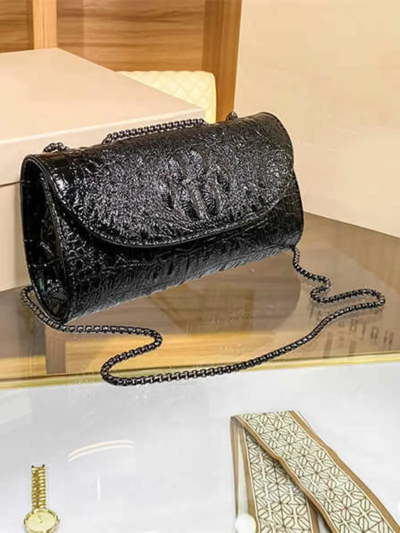 Product Introduction of Women's Fashionable Crossbody Bag, with Chain Strap, Magnetic Closure Bag, Bag for Women 0
