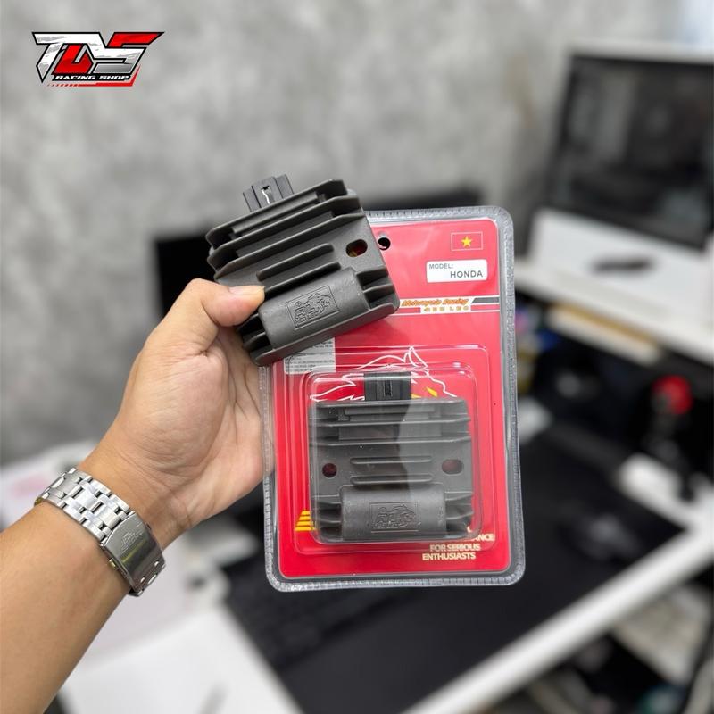 Sạc lớn Redleo chính hãng Wave Dream Sirius Exciter Cup mẫu mới công suất lớn cho xe sạc yếu, lên đèn led, đồng hồ điện tử Phụ Tùng Phụ Kiện