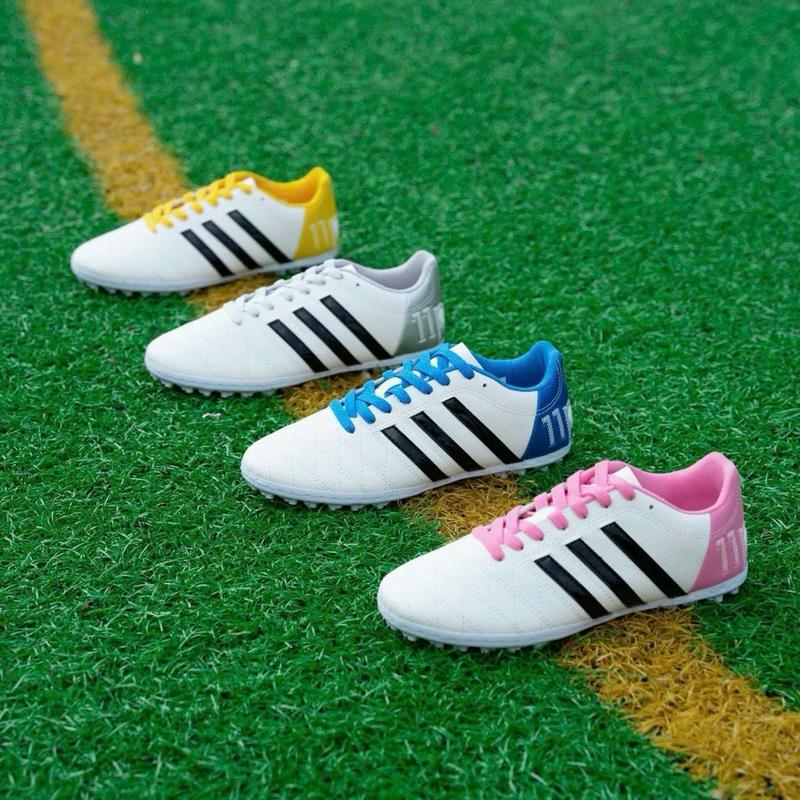 Giày đá bóng Wika 3 sọc CT3 11 Pro Toni Kroos cao cấp chính hãng giá rẻ da nhăn khâu full đế size 38-44 đinh TF nam nữ bền đẹp tập luyện thi đấu êm mềm bám sân chống thấm ôm chân xịn hot trend