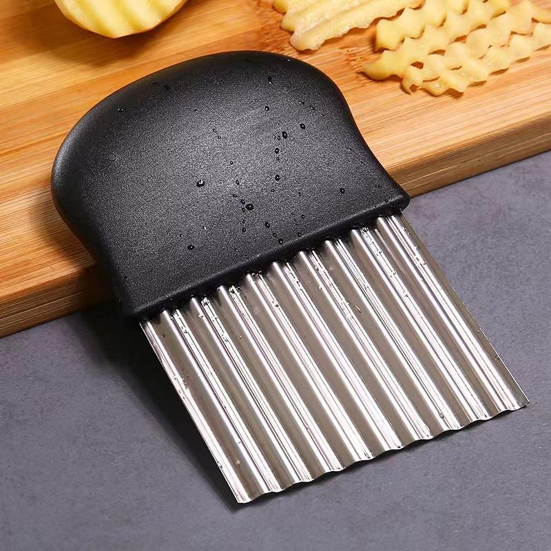 Product Introduction of Stainless Steel Wave Knife Potato Cutting French Fry Knife Kitchen Cutter Wolf Fang Tool Potato Knife for Cutting Vegetables 9