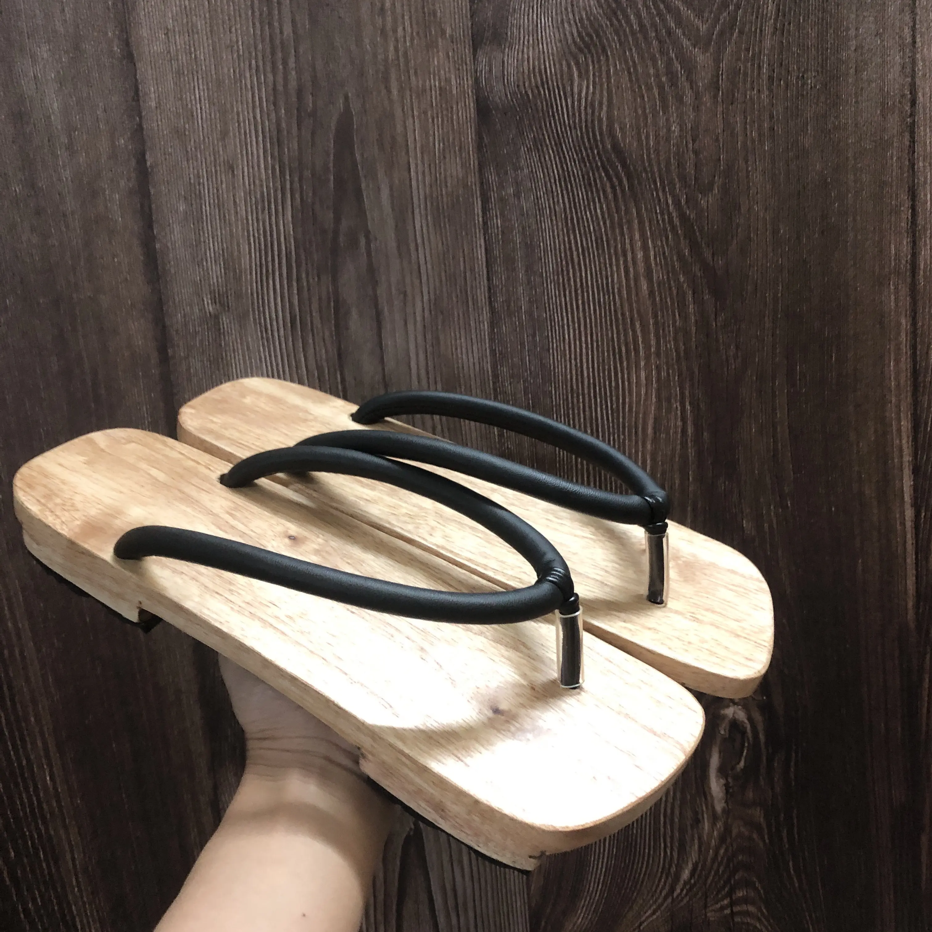 Guốc Gỗ Mộc Geta Đế Bằng Phong Cách Nhật Bản