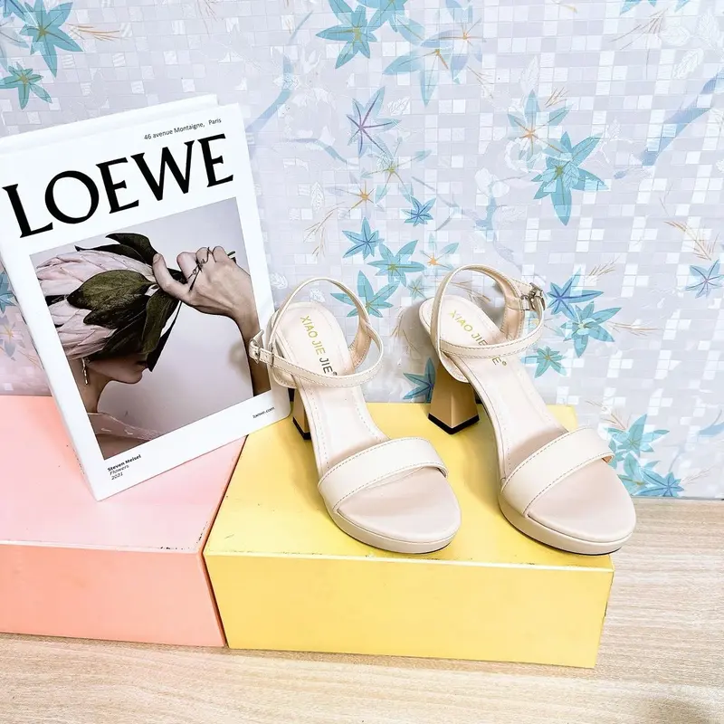 Dép Nữ Sandal Shoes mẫu dép đúp quai bản ngang gót cao 10p sang trọng trẻ trung - Nhung, GiàY giày  cao 10 phân Cao Su Đồng giay loviie 5