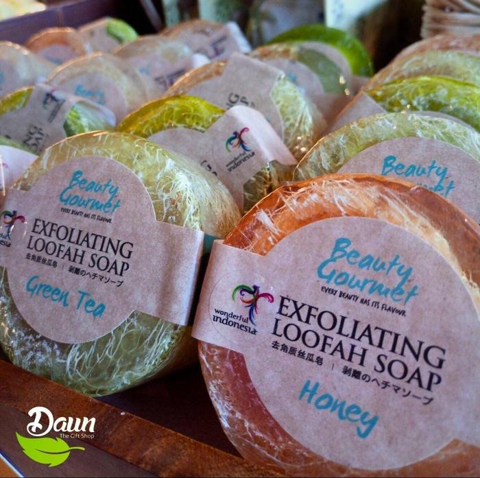 Gambar Sabun Ekfoliasi | Exfloating Loofah Soap 100 gr dari Daun The Gift Shop Kab. Badung Tokopedia