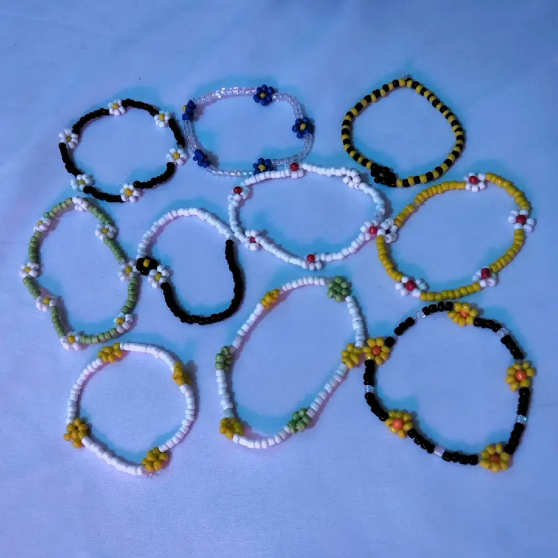 BEADS BRACELET//GELANG MANIK//GELANG KPOP //GELANG FLOWER//DAISY 1
