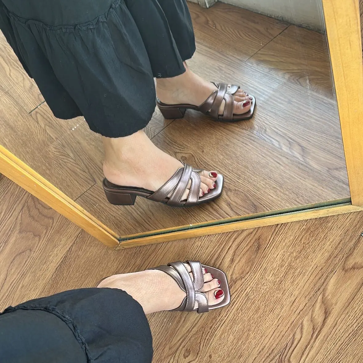 KAY HEELS Hak Pendek 3 cm Square Toe casual