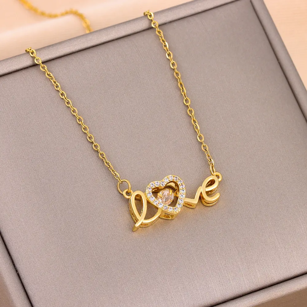 Korean version of girls pendant collarbone chain temperament sweet LOVE titanium steel necklace girlfriend with the same item Live broadcast of Milo pearls in 18K gold on site