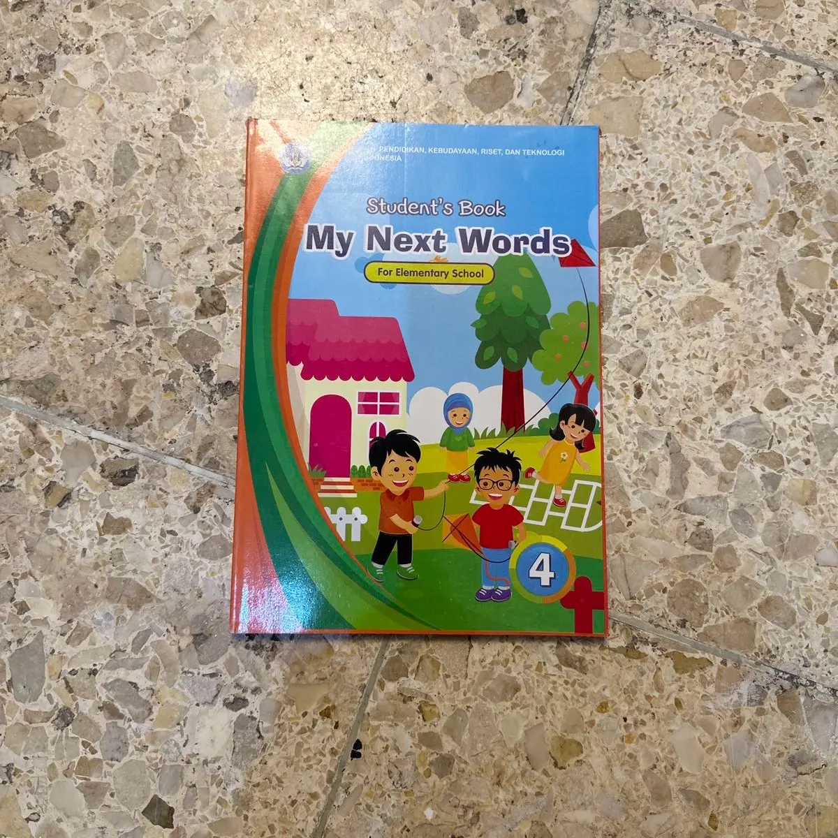 Buku bahasa Inggris my next words untuk kelas 4 Sd/Mi