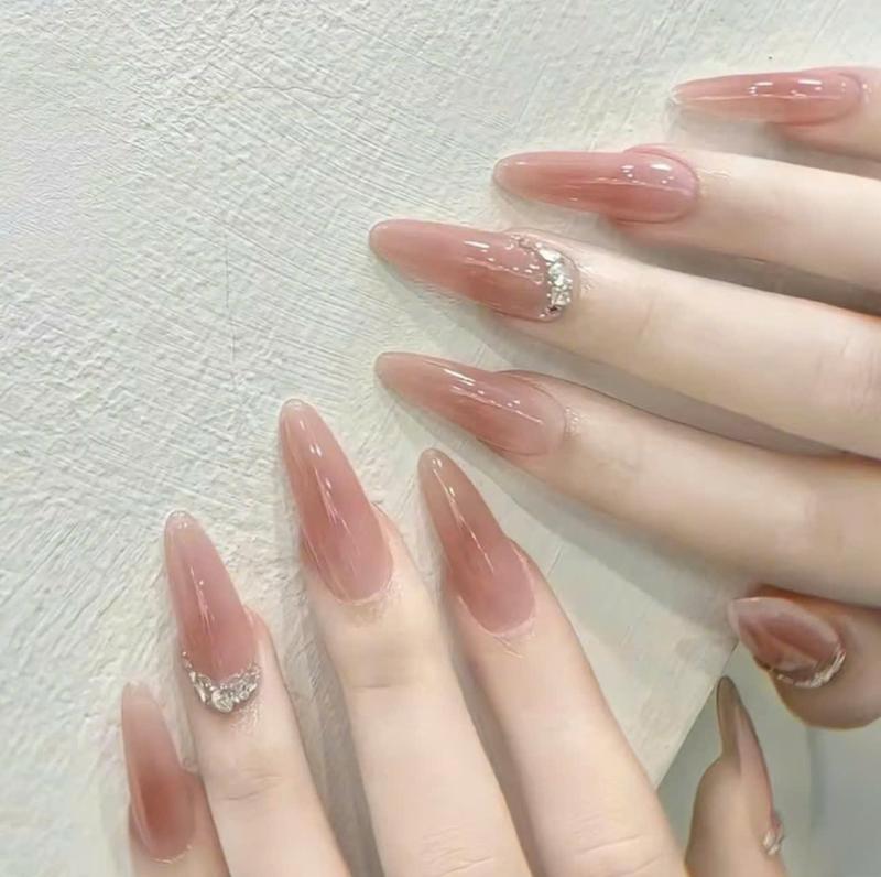 Mã 812 Nail Box Cao Cấp Màu Thạch Hồng Nhẹ Nhàng Đính Cham 812