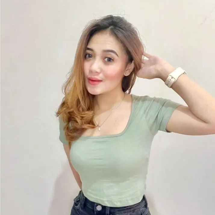 Kaos T-Shirt Crop Top Murah Korea Leher U 1
