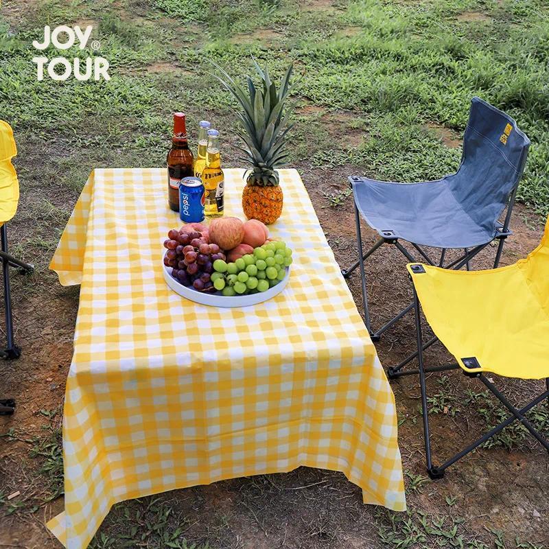 Disposable yellow and red checkered picnic mat Outdoor barbecue picnic mat table cloth Restaurant restaurant tablecloth 1
