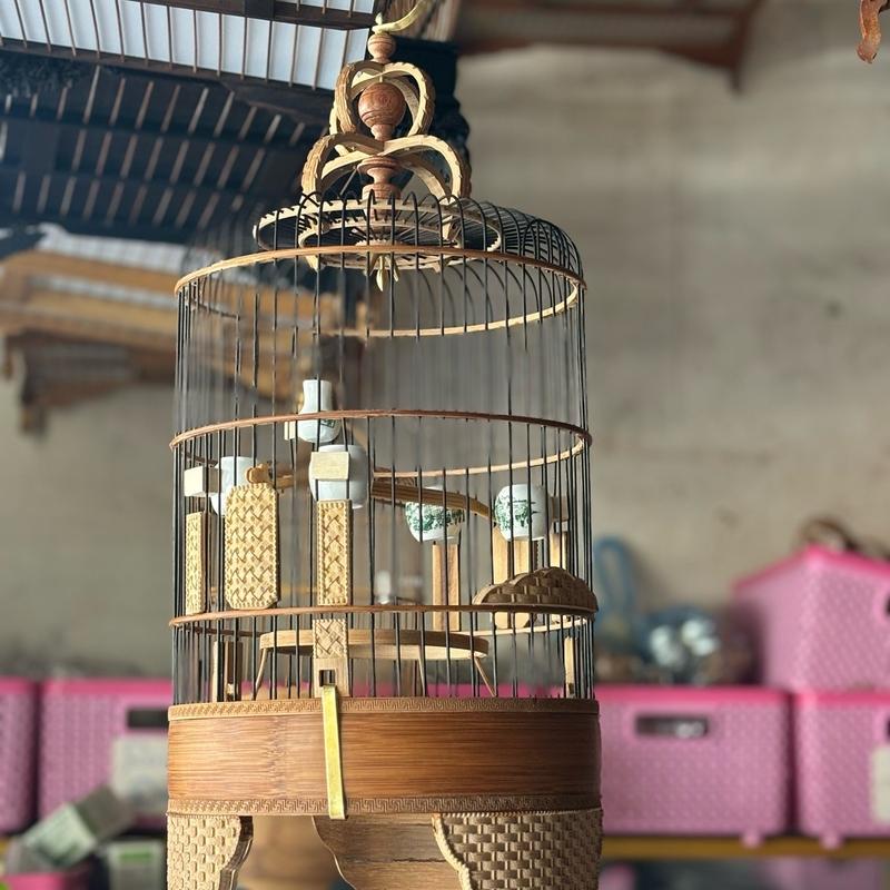  Lồng tròn hàng chạm đẹp nan hắc trúc combo đủ pk kèm móc đồng nậm hương xịn cho hút mật  ốc mít  vành khuyên 