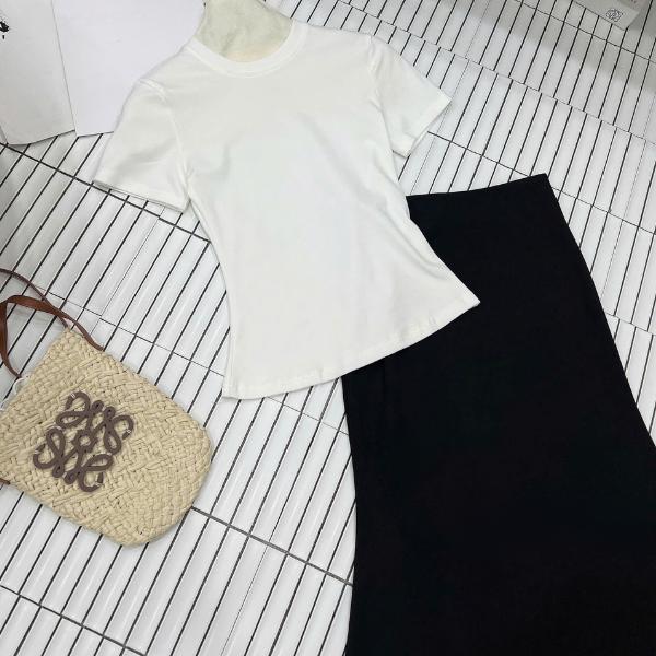 Sét Áo Váy Cotton Zip Trắng Phối Chân Váy Đuôi Cá Màu Đen Hack Dáng Free Size < 58 Kg 1