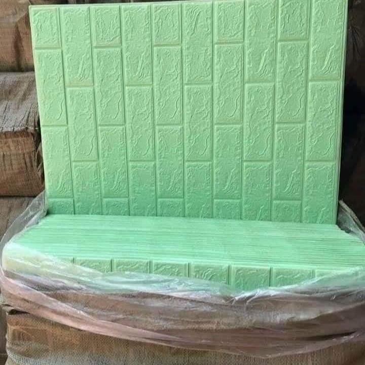 1 tấm xốp dán tường Vân gạch kích thước 70x77cm 6