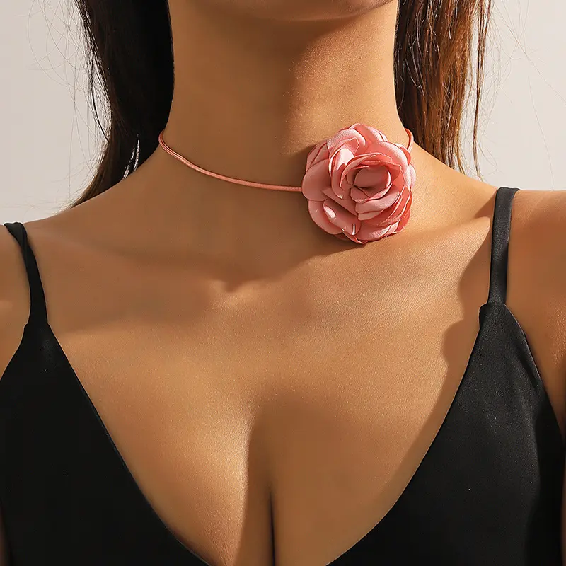 Vòng Cổ Cổ Áo Nữ Thiết Kế Hoa Thanh Lịch Và Thời Trang 0
