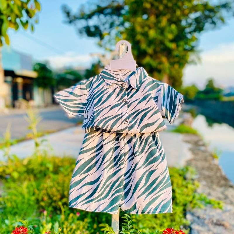 QUÀ TẶNG PHỤ KIỆN Combo 3 bộ quần áo sơ mi ngắn tay quần đùi mùa hè cho bé trai và bé gái Size 7kg đến 30kg Chất lụa mát thoáng sơ mi quanao daitay bộ tàu set đồ