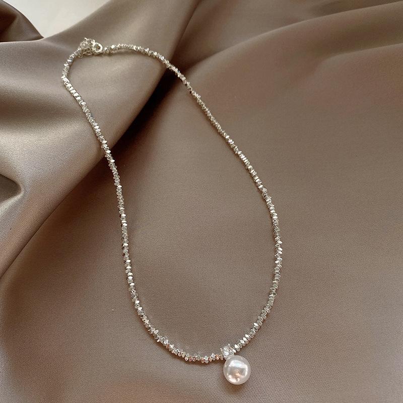 Light Luxury Minority Design Small Pieces of Silver Pearl Necklace Female Temperament High Sense Clavicle Chain All-Match Super Hot Necklace Accessories 1