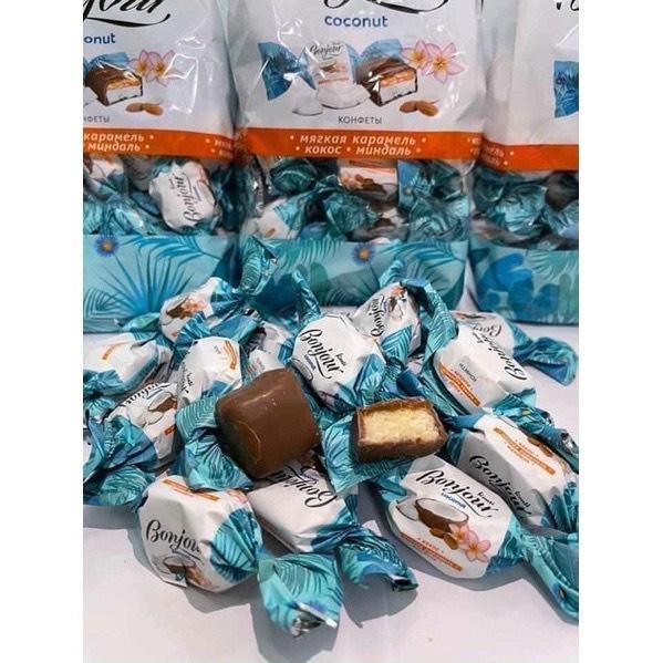 Kẹo Socola Dừa Bonjour Konti Hàng Nga 500g Vị Hạnh Nhân Mix Caramen Hòa Quyện