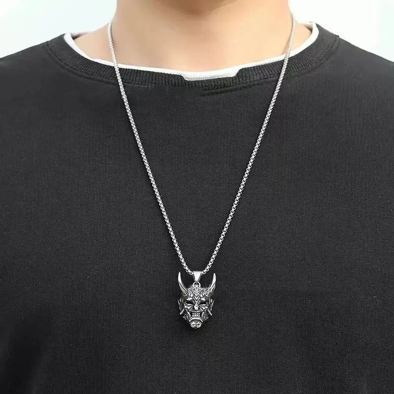 Topeng Prajna Vintage Gelap Kalung Baja Titanium Pria Tanduk Panjang Raja Kalung Stainless Steel 3