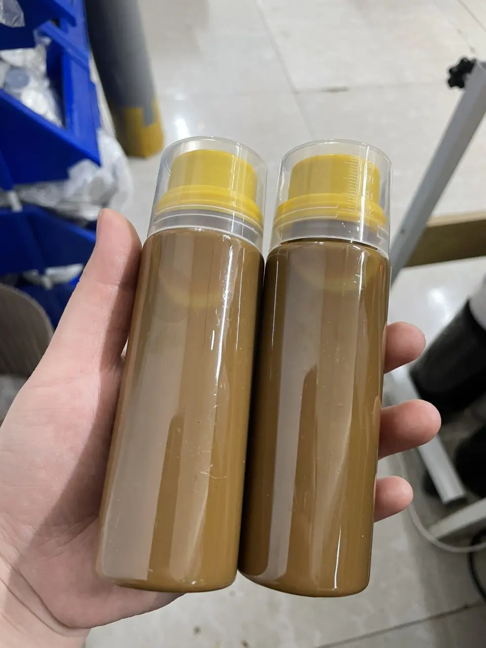 TƯƠNG GAN GÀ CÂU RÔ PHI CHAI 100ML