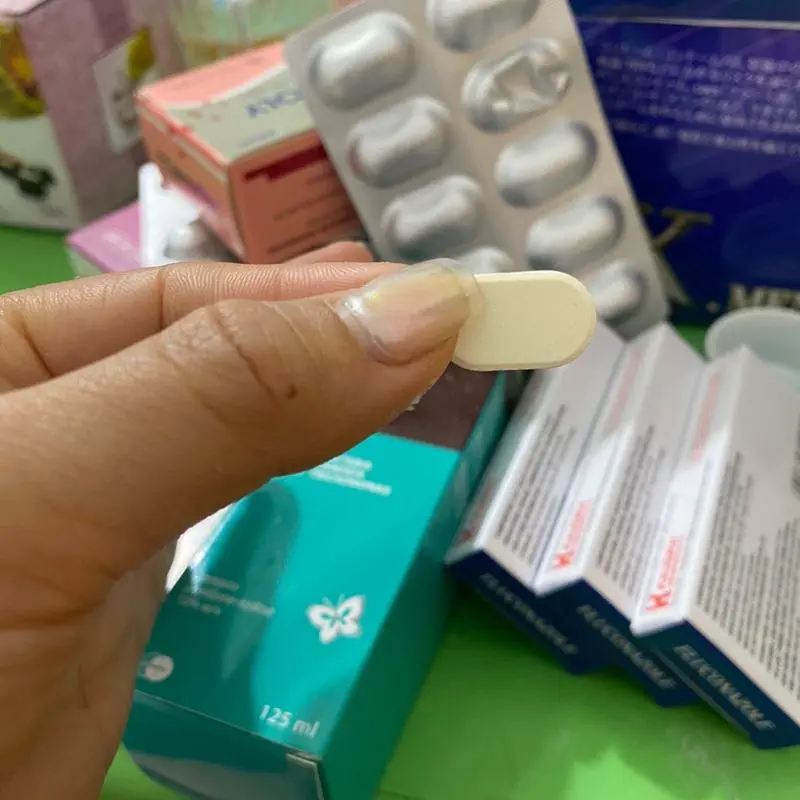 Viên khử mùi phụ nữ và betadine rửa vùng kín uog vkck 0