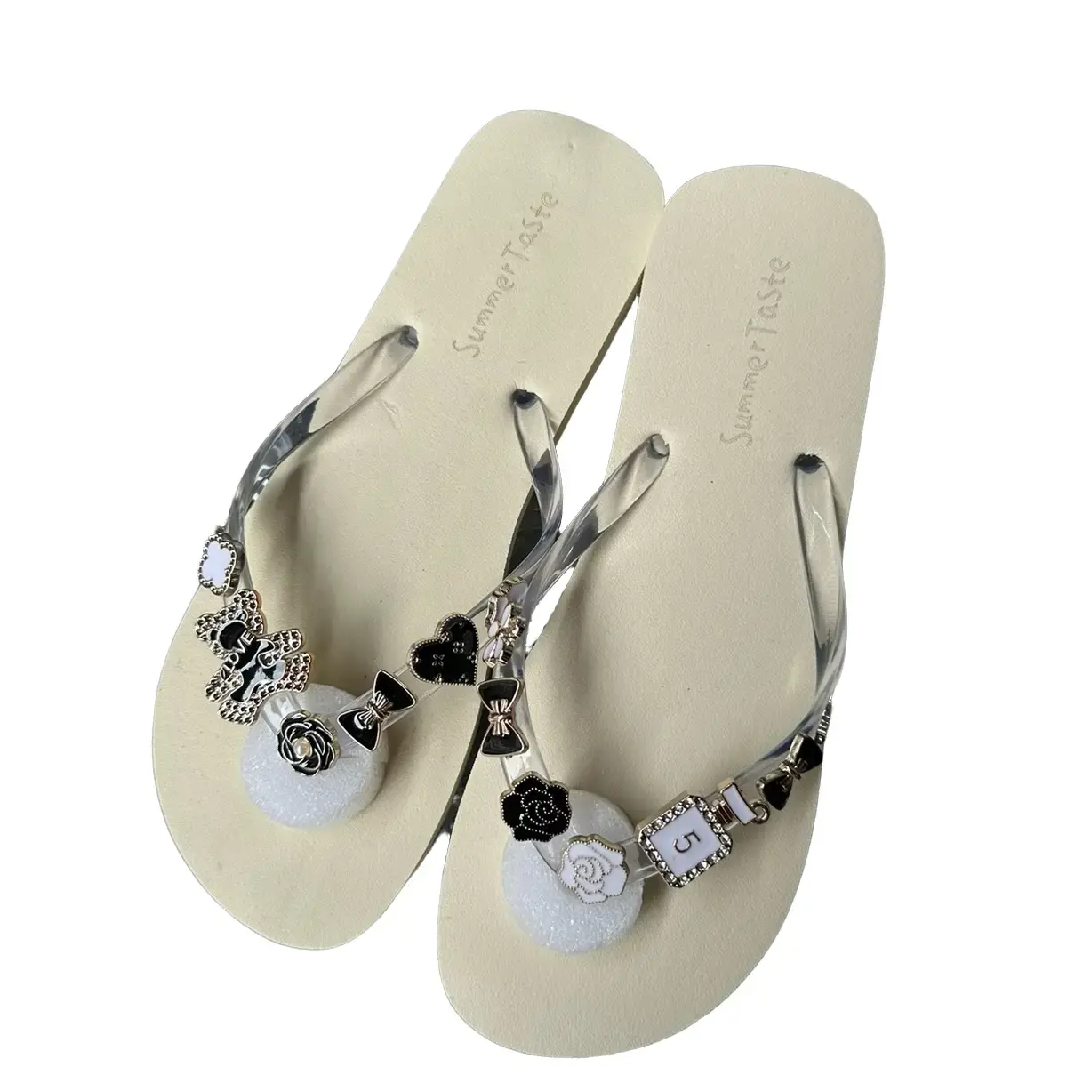 Dép Xỏ Ngón Mẫu Charm Gấu , Chai rượu 2024, Dép Xỏ Ngón Thời Trang Nữ Charm Ngẫu Nhiên Dép tông GiàY Shoes Nhung