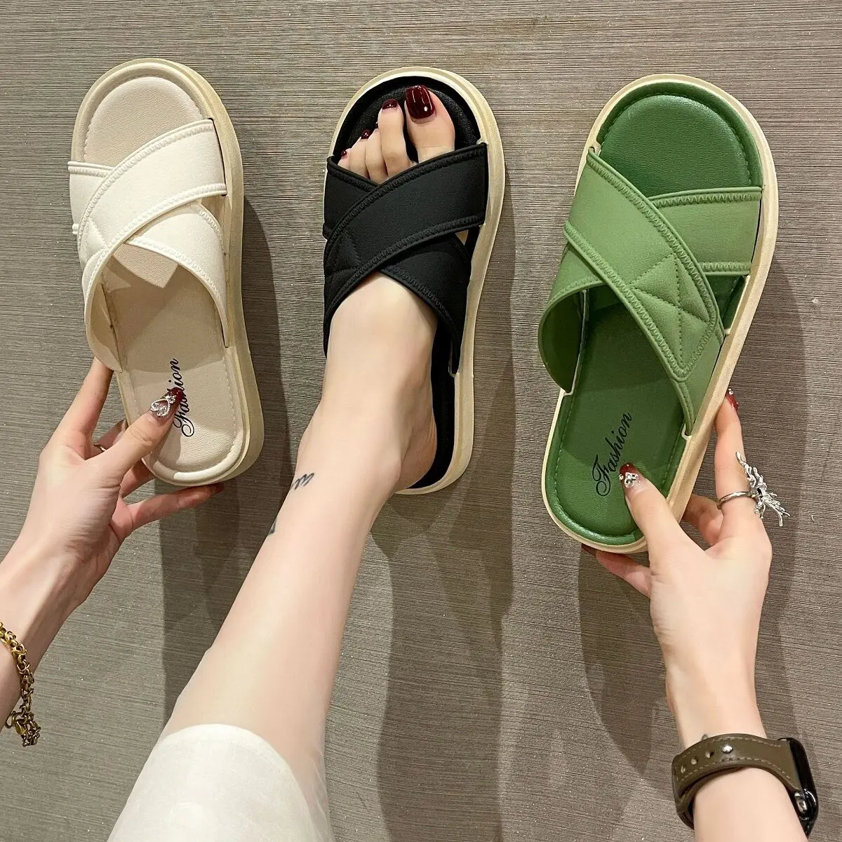 Ready Stock Woman Sandals Lady Slipper Women's Slippers