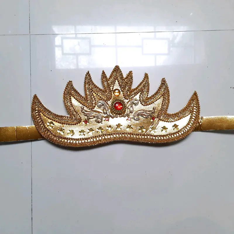 Mahkota adat lampung plasment 2